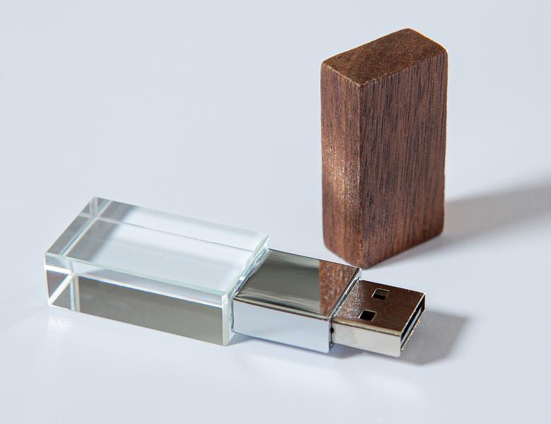 USB kľúč KRYSTAL drevo