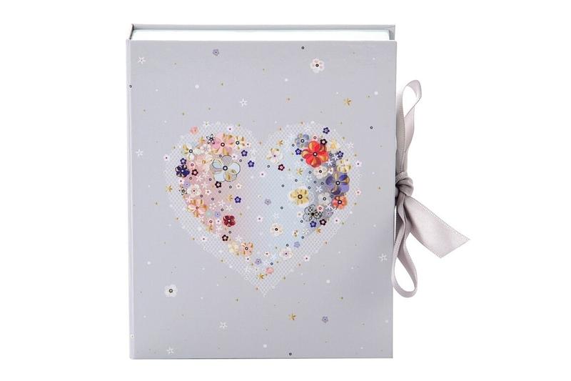 Krabička na fotky "Hearts of Flowers"